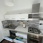 Casa Alizeri Free Parking Coperto, 2 Min A Piedi